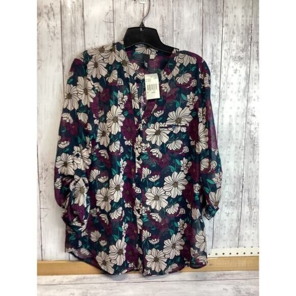 Kut from the Kloth Tops - Acubi mermaidcore fairycore KUT From The Kloth Women Floral Shirt Large